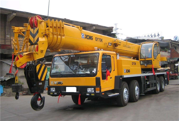 社旗县吊车出租选择重点